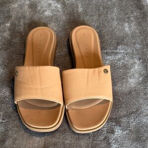 Reef Women's Beige Slide Sandals